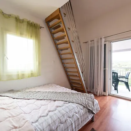 Karen - Comfort Two Bedroom With Balcony A4 Lejlighed Vinišće