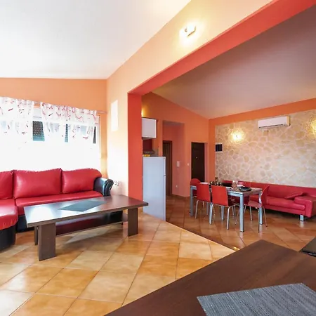 Karen - Comfort Two Bedroom With Balcony A4 * Vinišće